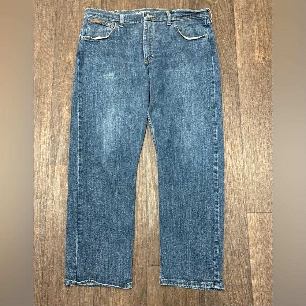 Wrangler Classic Straight Leg Jeans – Blue Wash – Size 29
